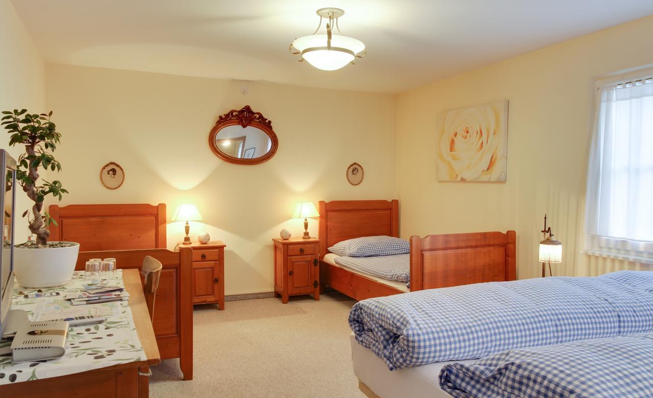 Ustria Crusch Alva Bed & Breakfast Tavanasa Eksteriør bilde